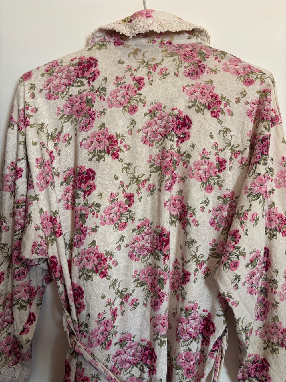 Victoria's Secret Pink Floral Lace-Trim Robe Hold Label - Picture 14 of 14